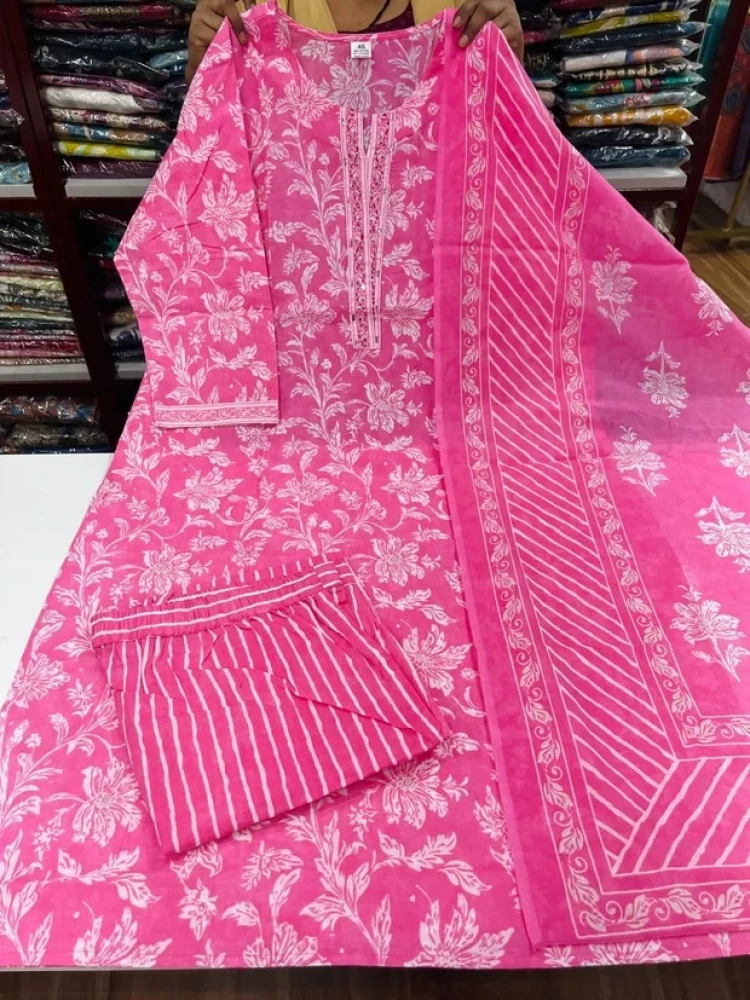 Beautiful Plus Size Baby Pink Cotton 3 Piece Suit Set for Women with Floral Printed Kurta, Striped Bottom & Matching Dupatta – (CMHT0205)